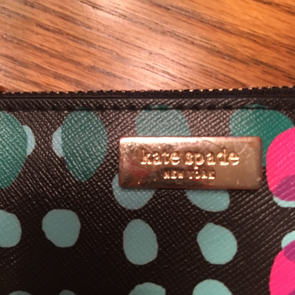Kate Spade wallet - Picture 2 of 3